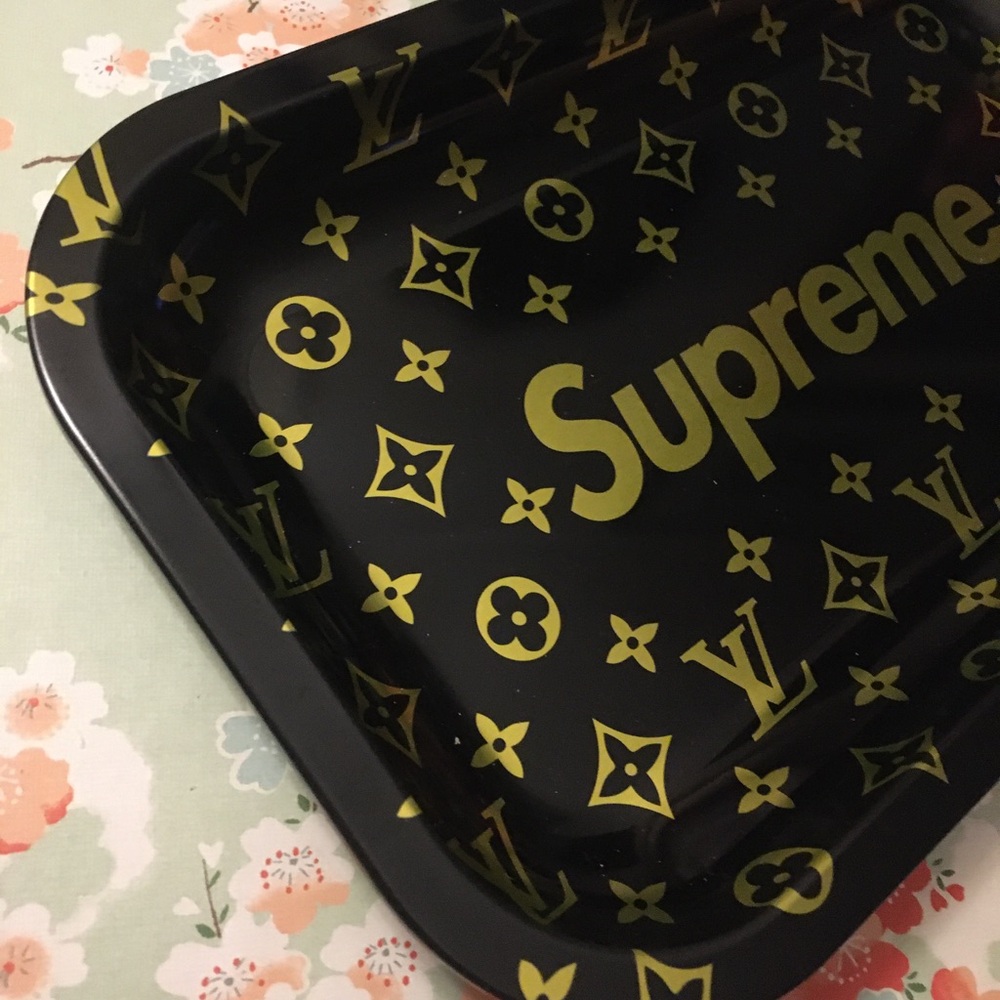 Supreme Gold on Black LV print metal tray - Picture 3 of 6